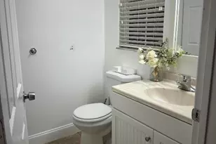 2102 N Maplewood Dr, Greenacres, FL 33415 - Photo 21