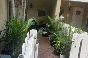 2102 N Maplewood Dr, Greenacres, FL 33415 - Photo 1