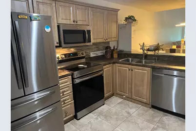 2102 N Maplewood Drive, Greenacres, FL 33415 - Photo 9