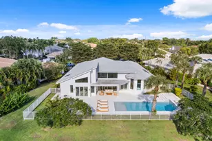 11166 Isle Brook Ct, Wellington, FL 33414 - Photo 3