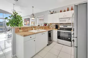 7736 Cherry Blossom St, Boynton Beach, FL 33437 - Photo 15