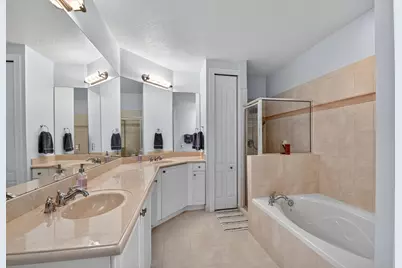 3010 Murano Bay Drive, Boynton Beach, FL 33435 - Photo 21