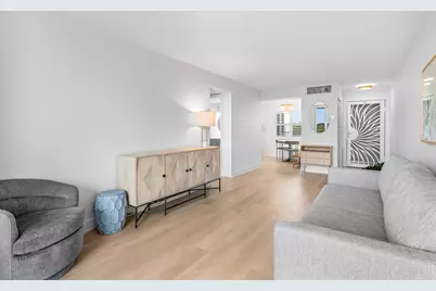 689 NE 6th Court #4050, Boynton Beach, FL 33435 - Photo 11