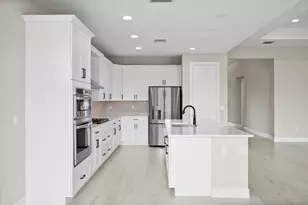 6414 High Pointe Cir, Vero Beach, FL 32967 - Photo 5