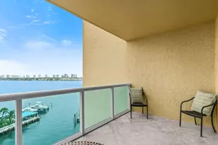 2650 Lake Shore Dr, Riviera Beach, FL 33404 - Photo 27
