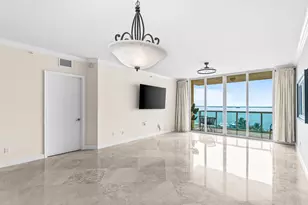 2650 Lake Shore Dr, Riviera Beach, FL 33404 - Photo 9