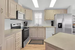 10725 S Ocean Dr, Jensen Beach, FL 34957 - Photo 9