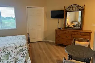 8290 Mulligan Cir, Port Saint Lucie, FL 34986 - Photo 7