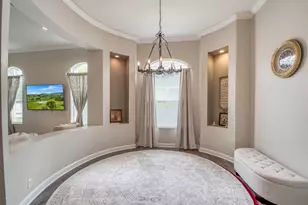 410 Cresta Cir, West Palm Beach, FL 33413 - Photo 9