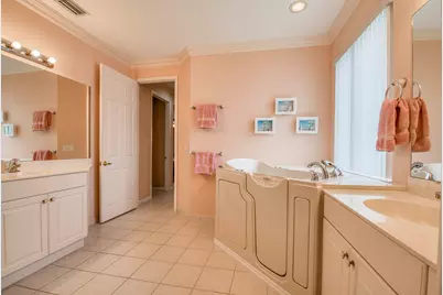 9270 Heron Cove Drive, West Palm Beach, FL 33411 - Photo 21