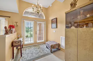 152 SW Hawthorne Cir, Port Saint Lucie, FL 34953 - Photo 7