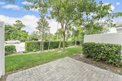 247 Preserve Trail N, Stuart, FL 34994 - Photo 33