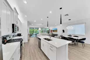 10219 SW Corvus Ln, Port Saint Lucie, FL 34987 - Photo 9