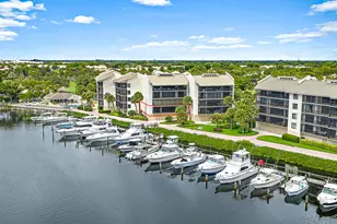 16910 Bay St, Jupiter, FL 33477 - Photo 27