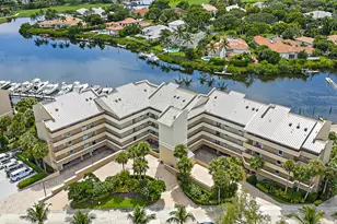 16910 Bay St, Jupiter, FL 33477 - Photo 23