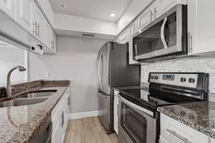 7125 Golf Colony Ct, Lake Worth, FL 33467 - Photo 11