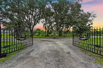 12955 SW Kanner Highway, Indiantown, FL 34956 - Photo 11