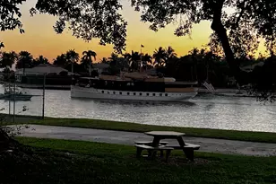 386 Golfview Rd, North Palm Beach, FL 33408 - Photo 25