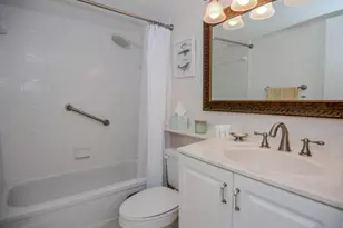 4200 N Ocean Dr, Singer Island, FL 33404 - Photo 25