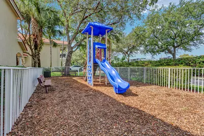 1428 W Wickham Circle #A, Delray Beach, FL 33445 - Photo 33
