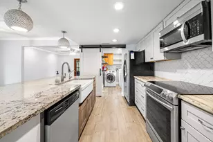 5893 Cassandra Ct, West Palm Beach, FL 33415 - Photo 13