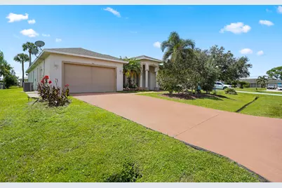 1092 SW Majorca Avenue, Port Saint Lucie, FL 34953 - Photo 1