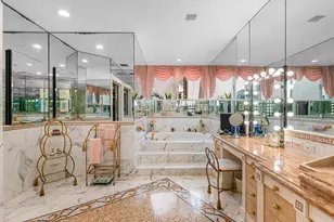 13 Sloans Curve Dr, Palm Beach, FL 33480 - Photo 27