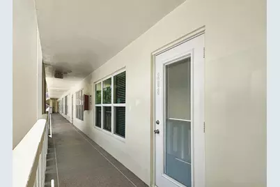 208 Wellington E, West Palm Beach, FL 33417 - Photo 1