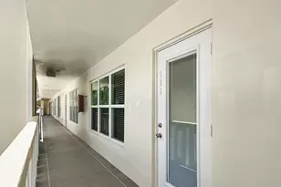 208 Wellington E, West Palm Beach, FL 33417 - Photo 1