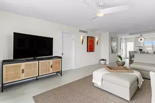 920 Dogwood Dr, Delray Beach, FL 33483 - Photo 13