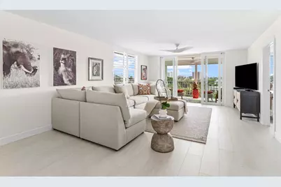 920 Dogwood Drive #560, Delray Beach, FL 33483 - Photo 9