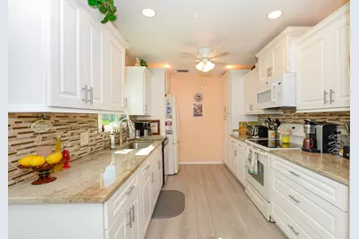 18 Lake Vista Trail #107, Port Saint Lucie, FL 34952 - Photo 7