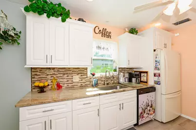 18 Lake Vista Trail #107, Port Saint Lucie, FL 34952 - Photo 5