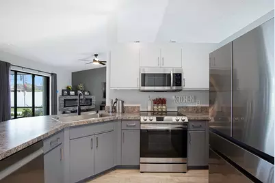 2662 SW Cadet Circle, Port Saint Lucie, FL 34953 - Photo 3