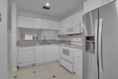 315 NW 36th Avenue, Deerfield Beach, FL 33442 - Photo 9