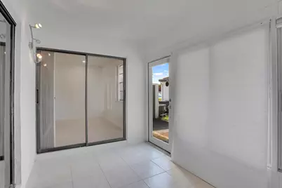 315 NW 36th Avenue, Deerfield Beach, FL 33442 - Photo 23