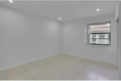 315 NW 36th Avenue, Deerfield Beach, FL 33442 - Photo 11