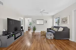 340 Pine Ridge Cir, Greenacres, FL 33463 - Photo 21