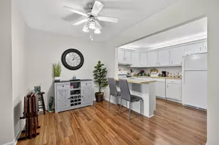 340 Pine Ridge Cir, Greenacres, FL 33463 - Photo 25