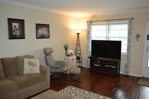 35 Dorchester B, West Palm Beach, FL 33417 - Photo 5
