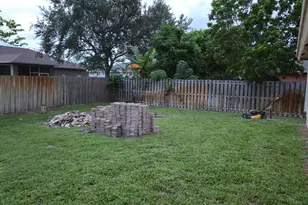 534 SW Halifax Ave, Port Saint Lucie, FL 34953 - Photo 31