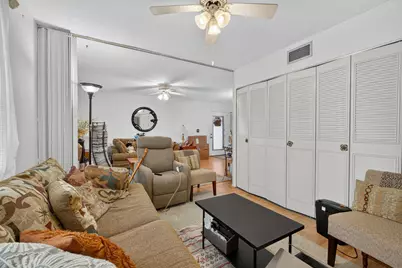 313 Lake Frances Drive, West Palm Beach, FL 33411 - Photo 13