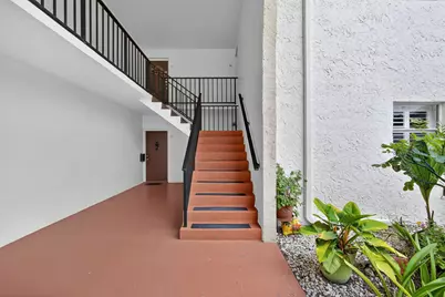313 Lake Frances Drive, West Palm Beach, FL 33411 - Photo 5
