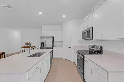 7609 NW Archerfield Drive, Port Saint Lucie, FL 34987 - Photo 9