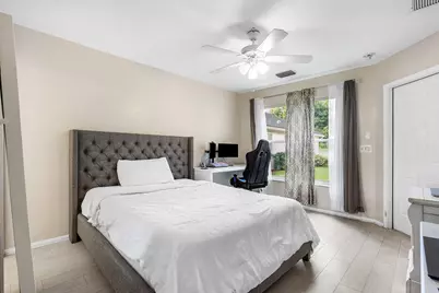 790 Clearbrook Park Circle, Delray Beach, FL 33445 - Photo 25