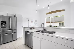 790 Clearbrook Park Cir, Delray Beach, FL 33445 - Photo 11