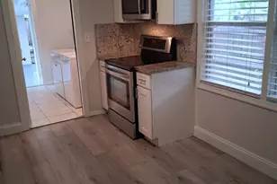 5815 Garden Ave, West Palm Beach, FL 33405 - Photo 11