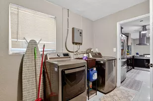 1088 W River Dr, Margate, FL 33063 - Photo 37