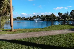 225 Bonnie Blvd, Lake Worth, FL 33461 - Photo 5