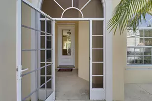 8337 SE Angelina Ct, Hobe Sound, FL 33455 - Photo 3